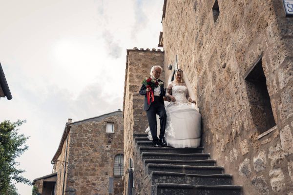 destination wedding civita di bagnoregio